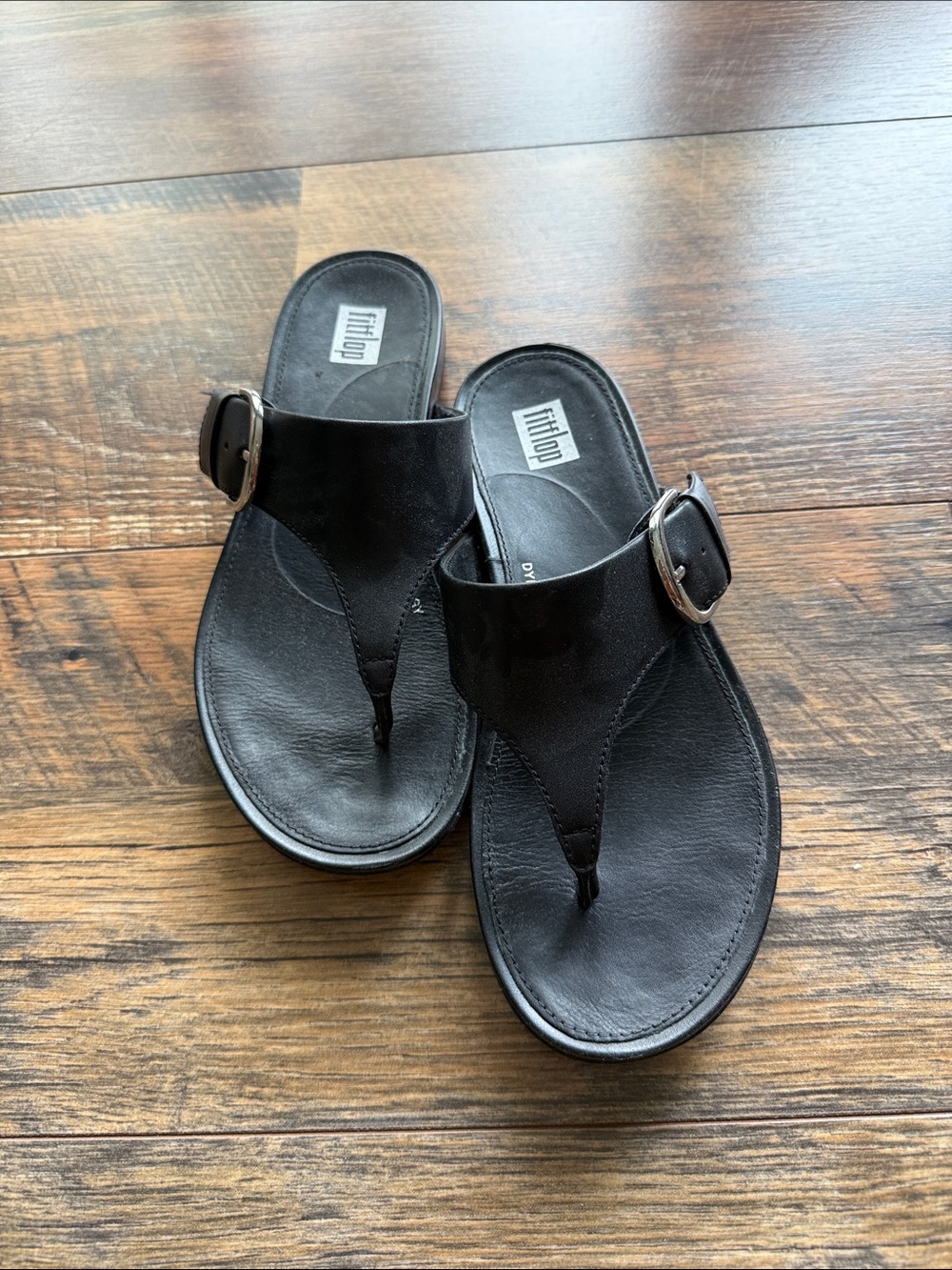 Fitflop Black Leather Toe-Post Sandals with Silver Buckle